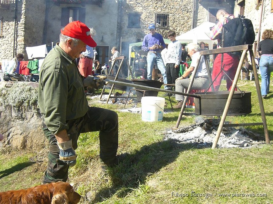 Pusdosso 10.jpg - Castagnaro all'opera